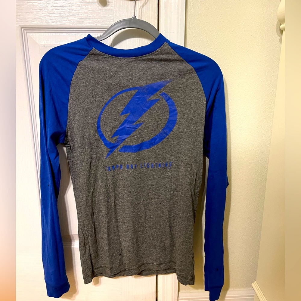 Tampa Bay Lightning - NHL long sleeve.